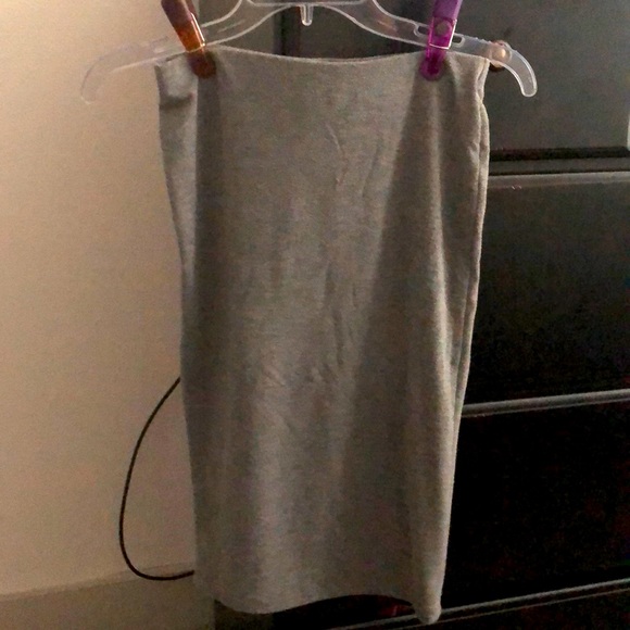 fitted skirt - Picture 1 of 2